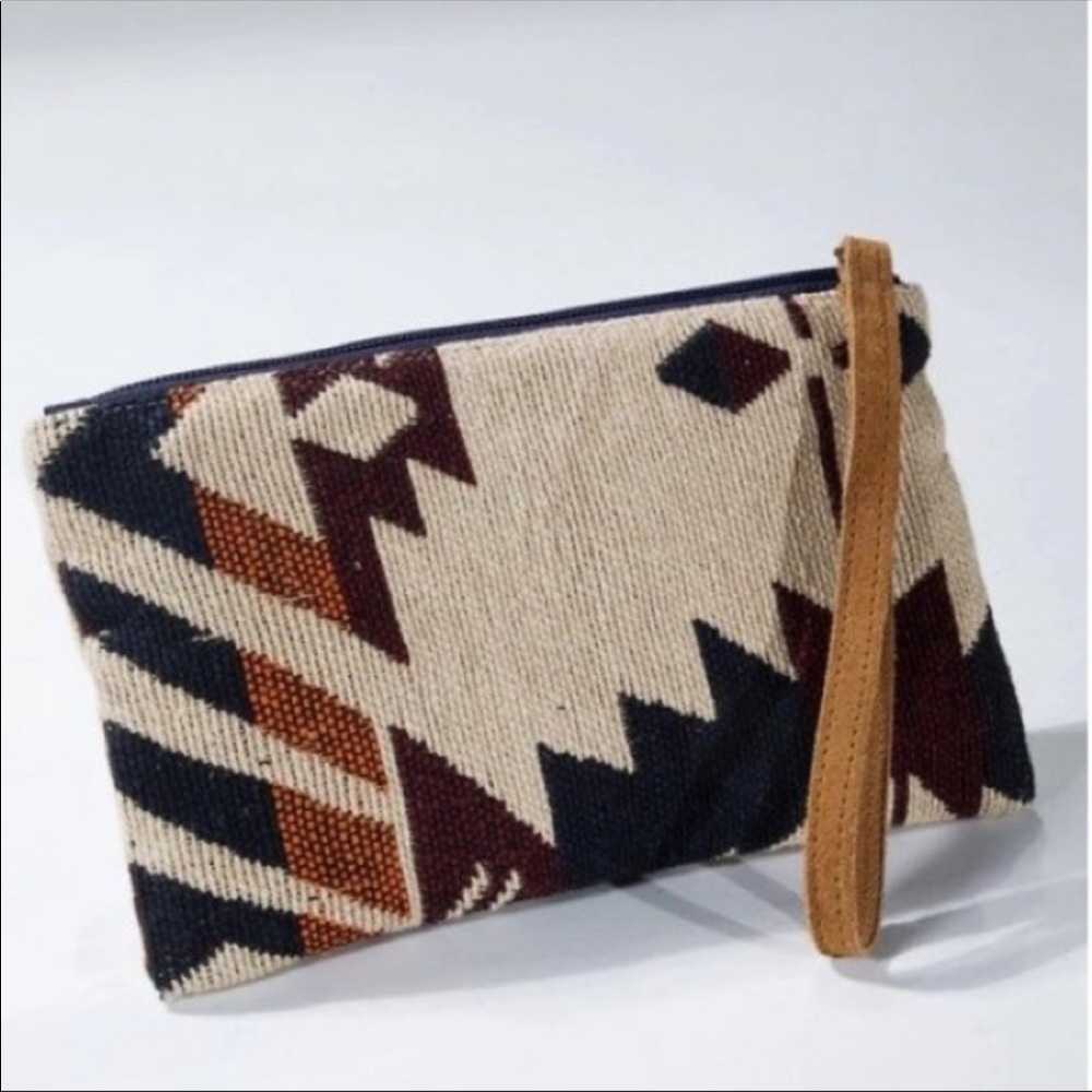 💃🏻Montana Boho Clutch - Picture 4 of 11